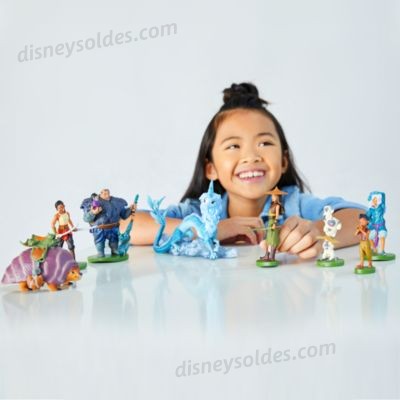 Peluche Boun Raya et le dernier dragon Disney Store enfant garçon